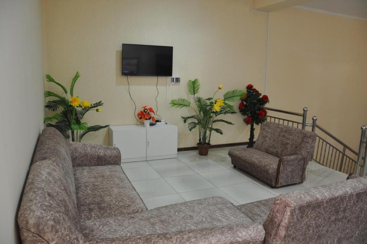 Hostel - Ns Prestige Simkent Kültér fotó